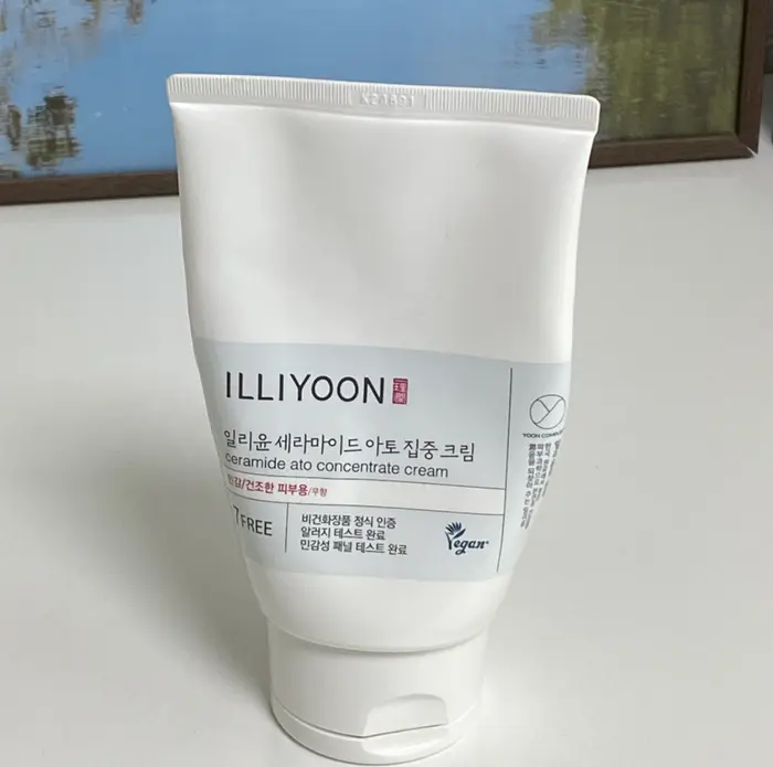 ILLIYOON Ceramide Ato Concentrate Cream