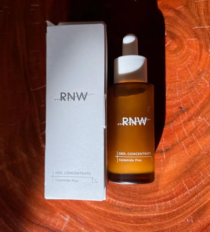 RNW Der. Concentrate Ceramide Plus Serum and Box